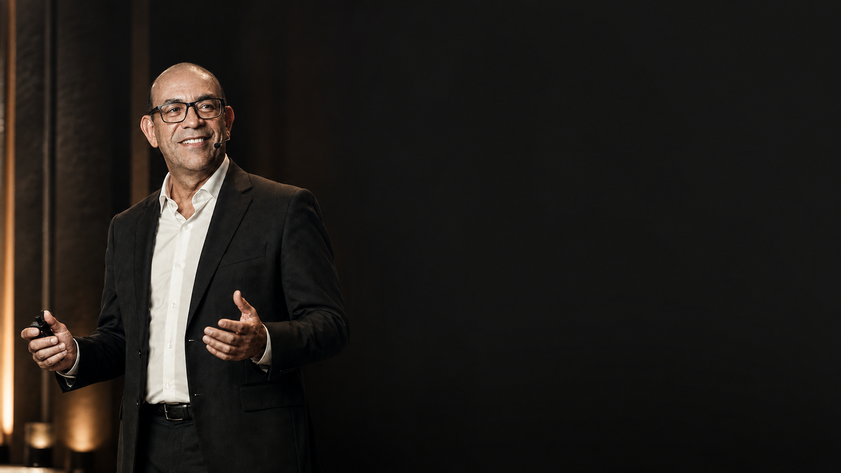 Professor Pedro Rocha durante apresentação
